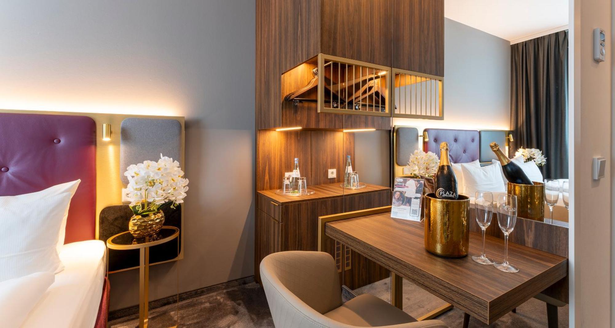 Plaza Premium Muenchen Hotel Ngoại thất bức ảnh